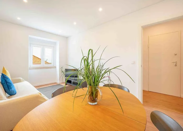 Guestready - Bright Escape Near Santa Apolonia * Lisboa